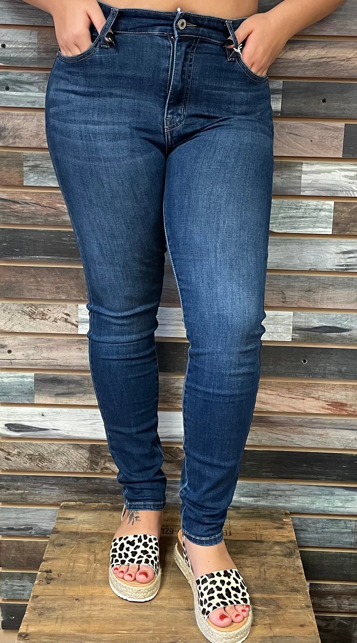 Bennie High Rise Dark Stone Wash Super Skinny