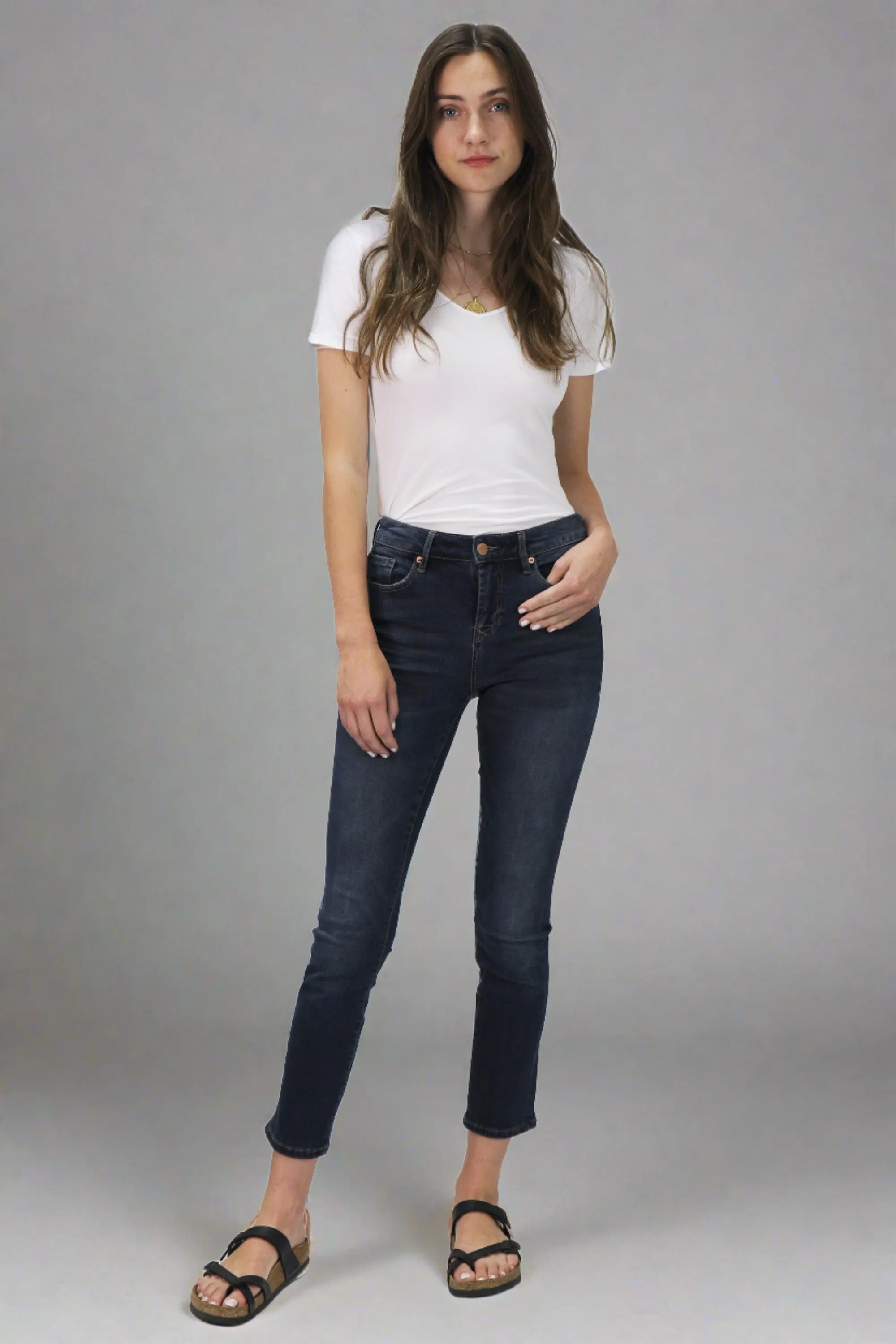 BLAIRE HIGH RISE ANKLE SLIM STRAIGHT JEANS MUNICH