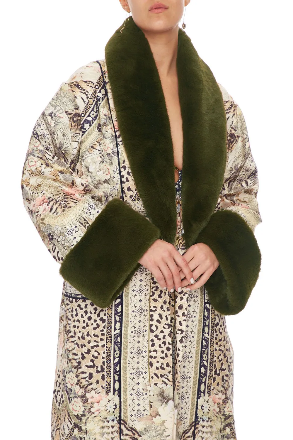 COAT WITH FUR CUFF AND COLLAR MOTO MAIKO