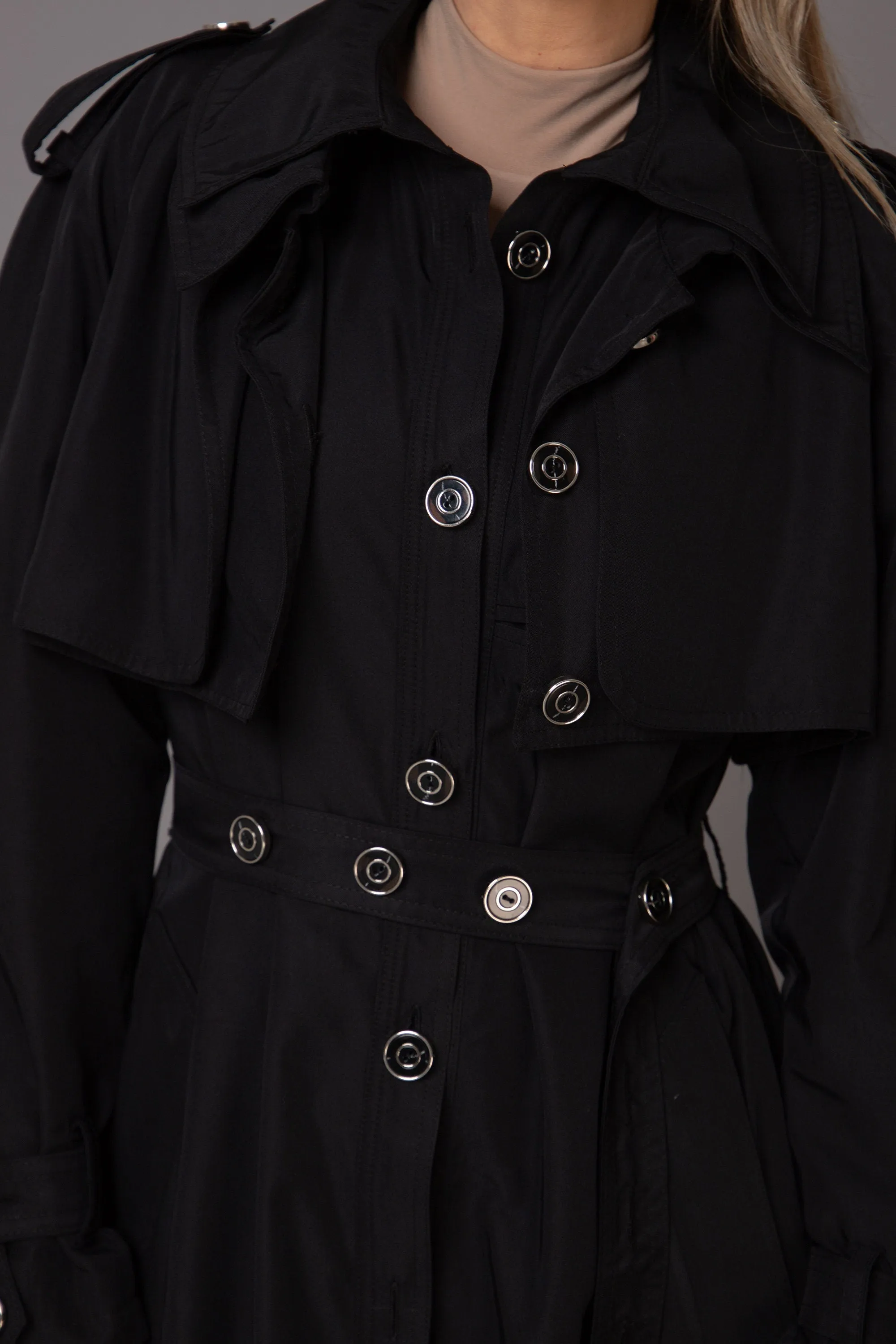 CONTRASTING TRENCH COAT