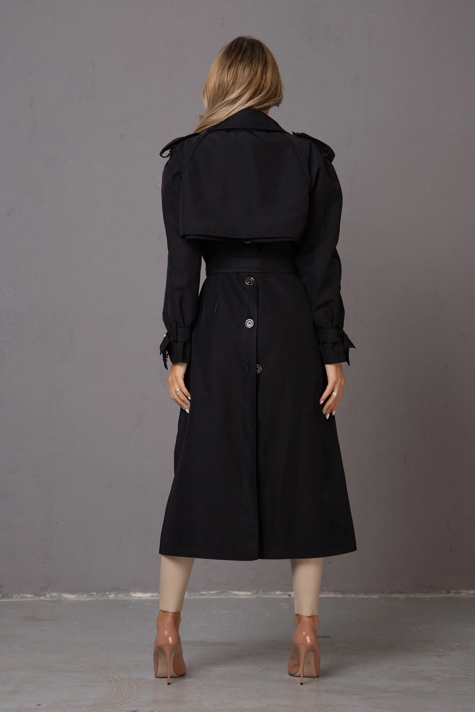 CONTRASTING TRENCH COAT