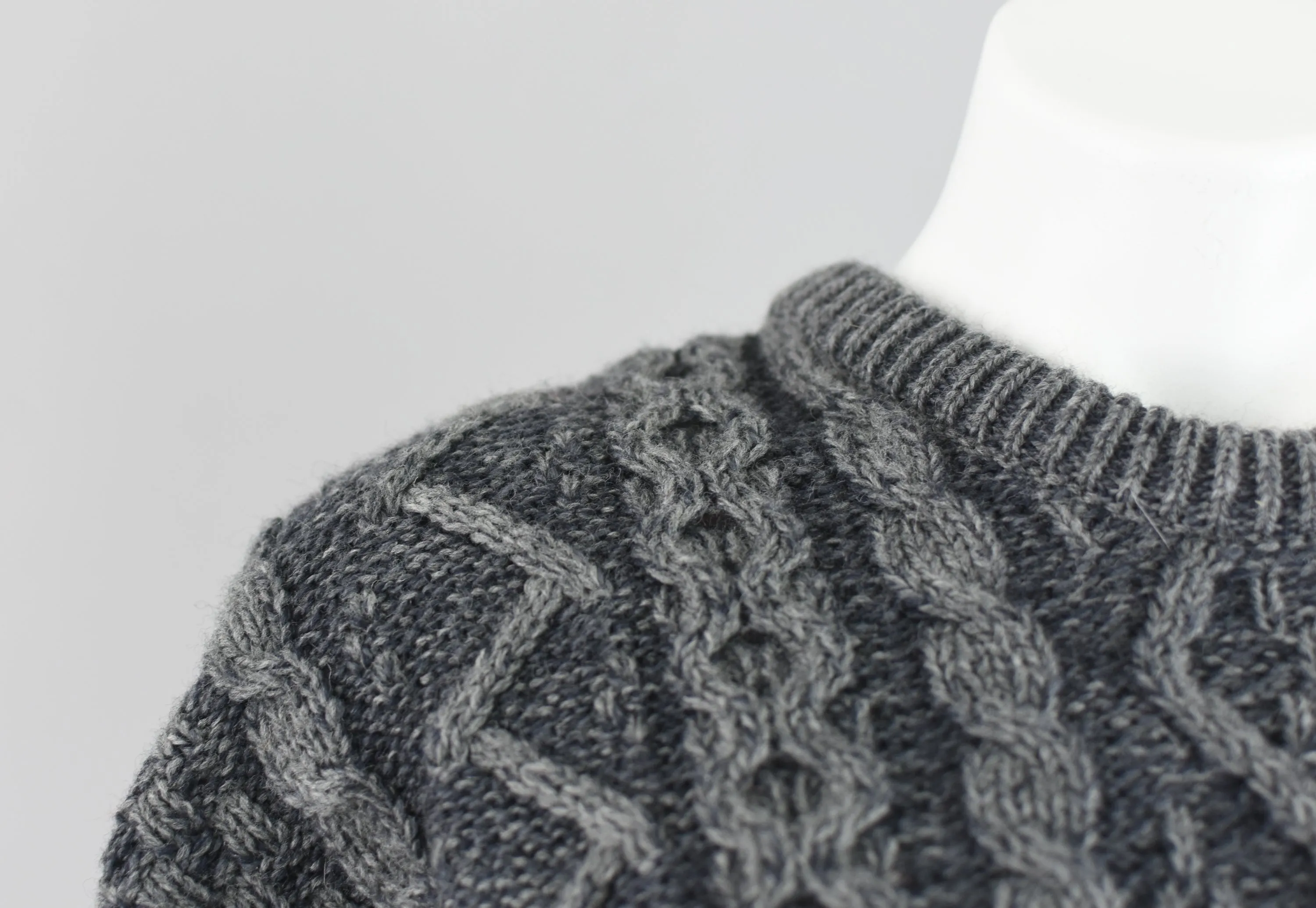 Gray Merino Wool Fisherman Knit Sweater Unisex Small