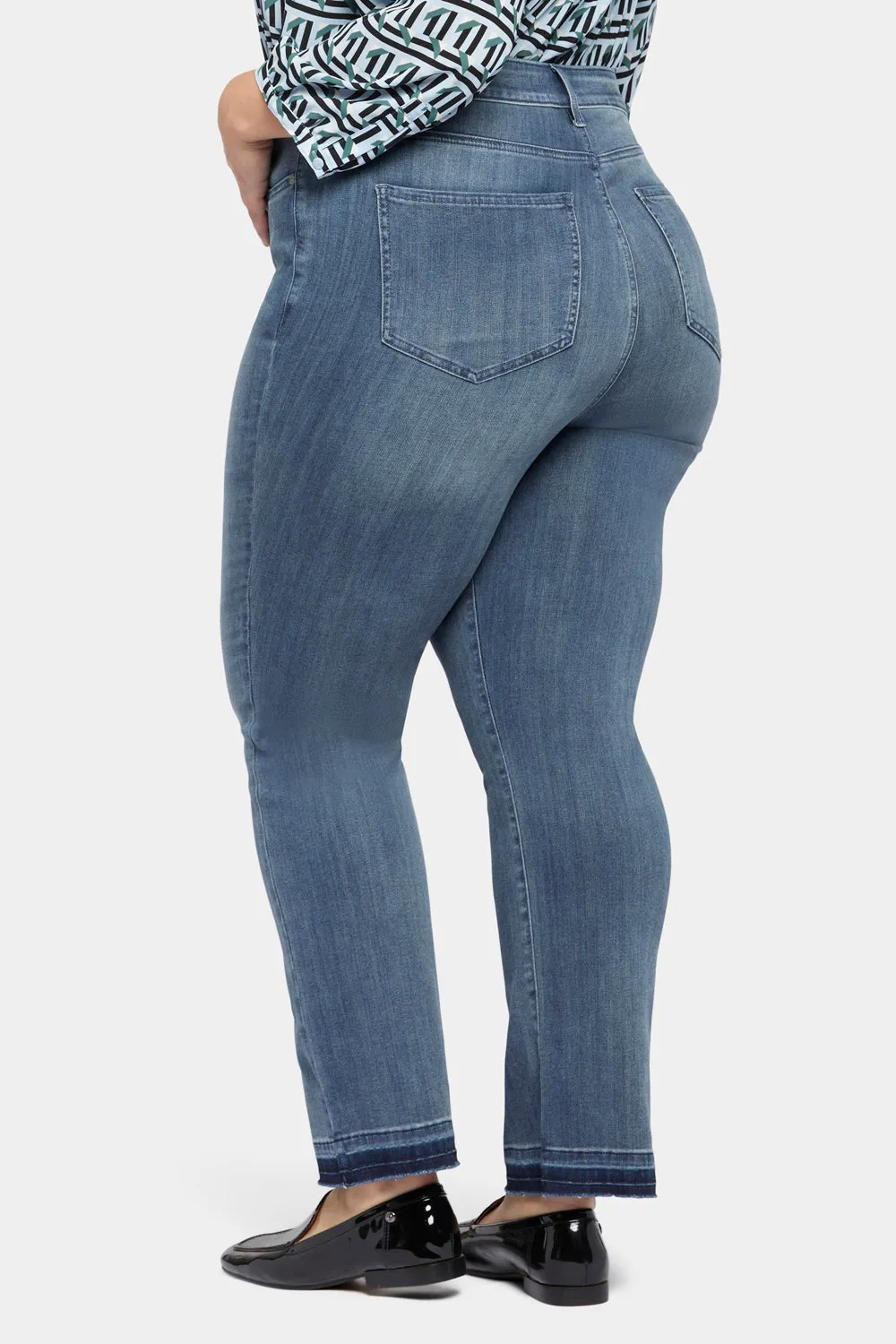 High Straight Jeans In Plus Size - Playlist