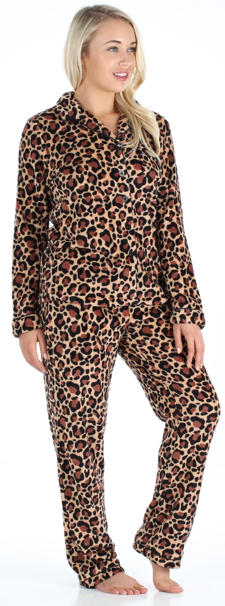 PajamaMania Women’s Plush Fleece Long Sleeve 2-Piece Button-Down Pajamas